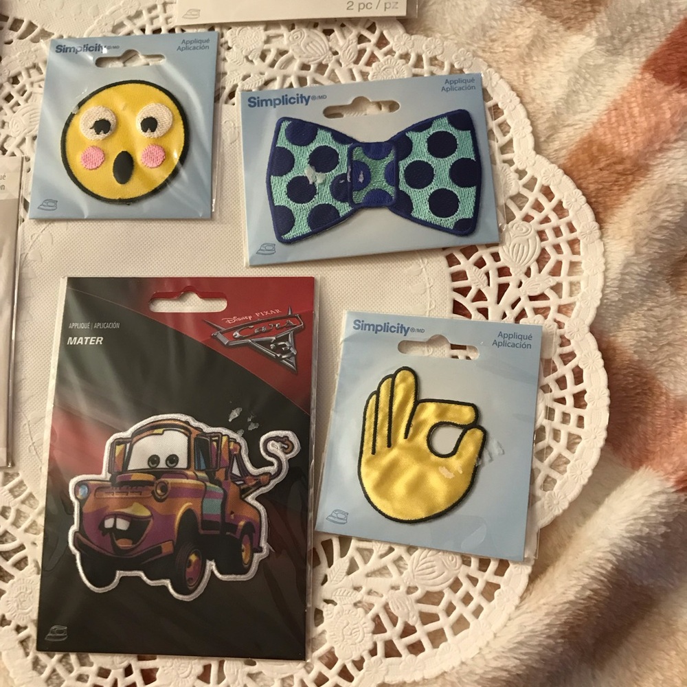 Simplicity Fun Embroidered Patch Collection - Picture 3 of 8